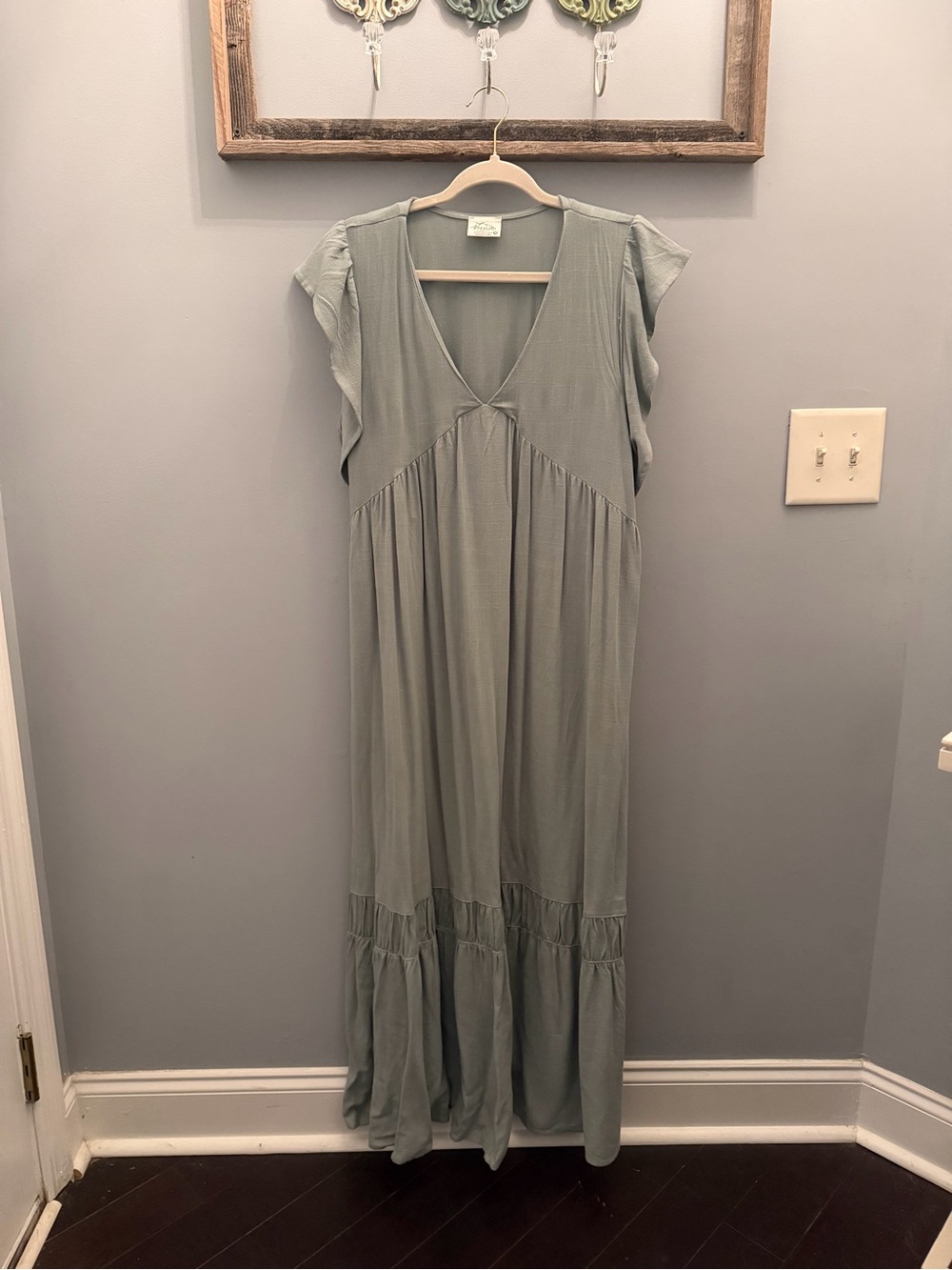 Sage Green V-Neck Maxi Dress